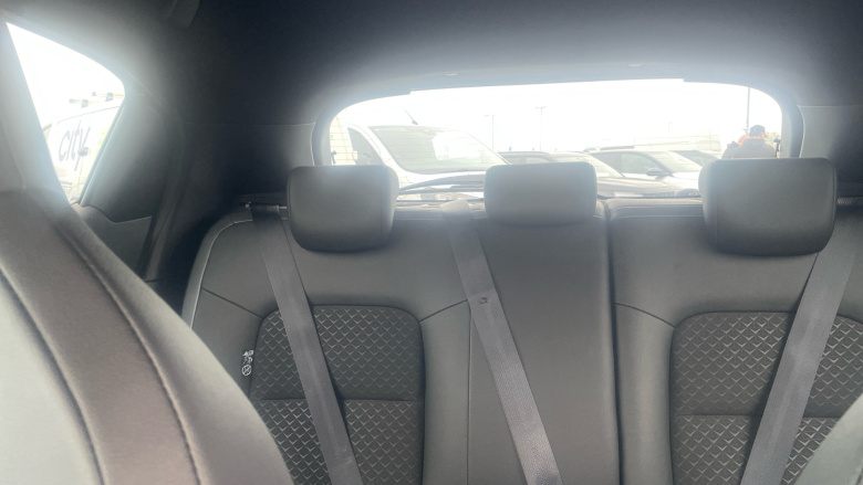 Nissan Juke 1.6 Hybrid N-Connecta 5dr Auto Hybrid Hatchback